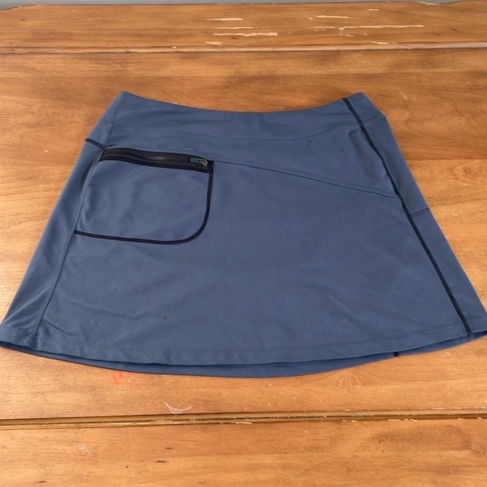 Title Nine Skirt Size Medium